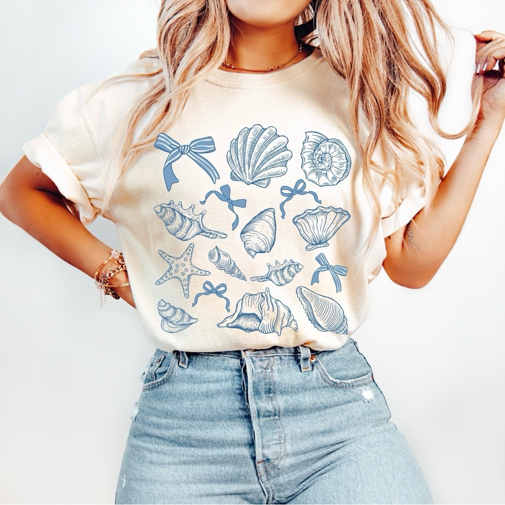 Comfort Colors Graphic Cream and Blue Short Sleeve Tee Seashell